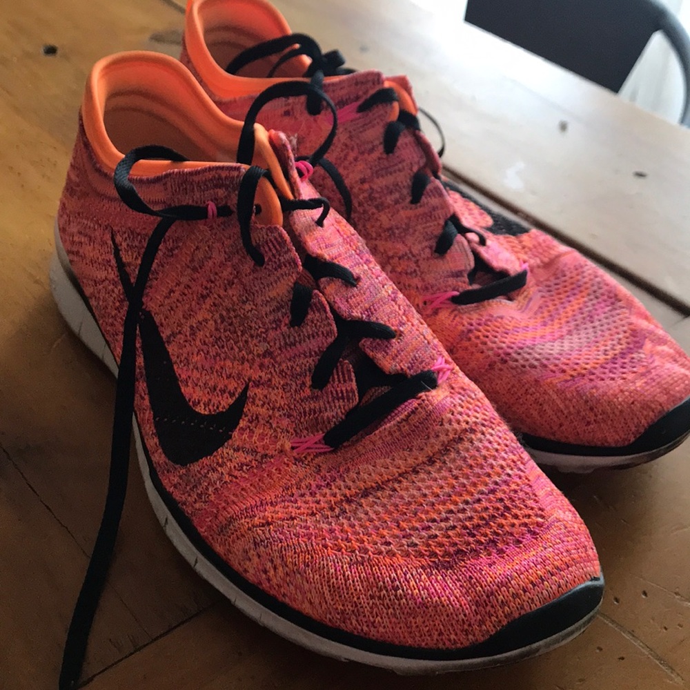 Nike Free Flyknits